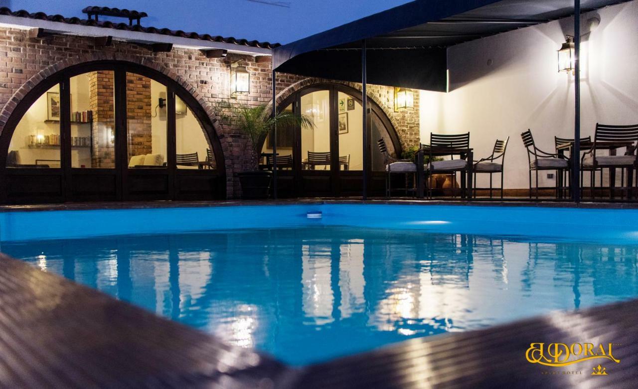 Apartahotel El Doral